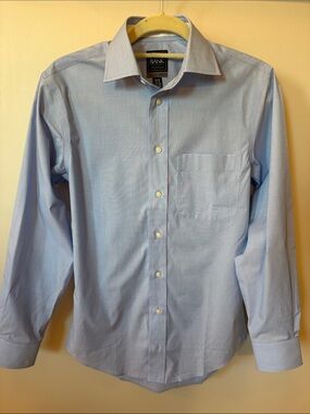 Like new - Jos A Bank. Traveller Light Blue Men's Dress Shirt - Classic Fit